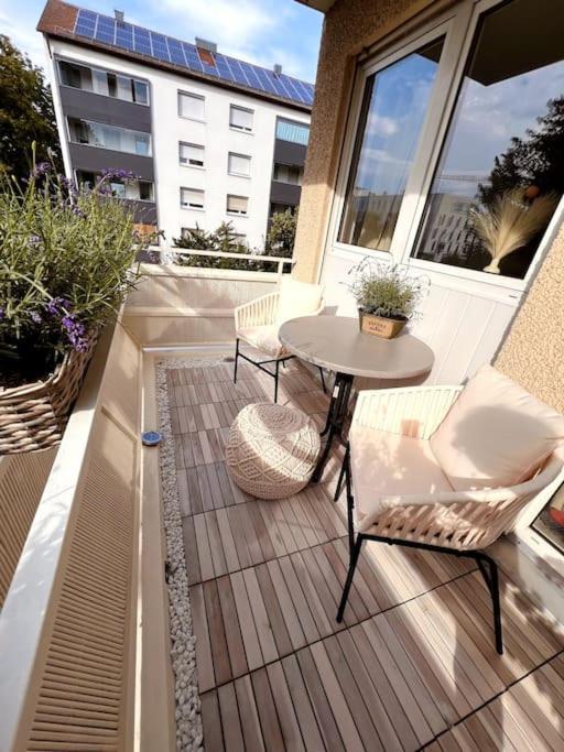 Stylish Studio Apartment With Beautiful Balcony 因戈尔施塔特 外观 照片